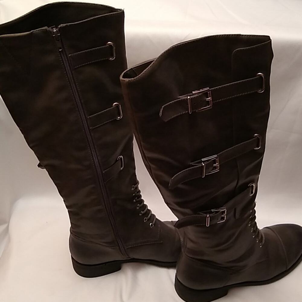 Rebel gray buckle/tie/zipper boots size 8